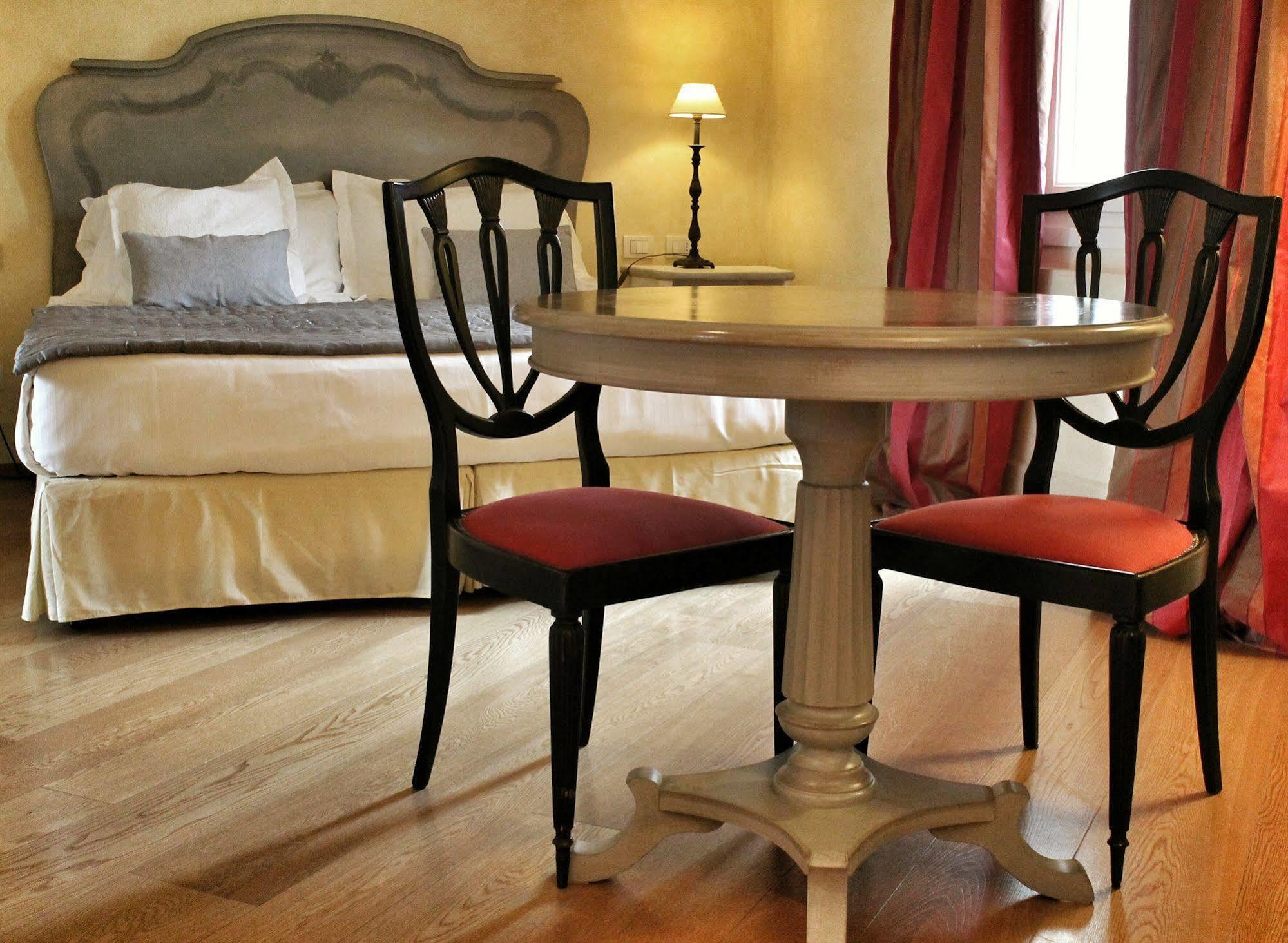 Siri Hotel Fano Extérieur photo