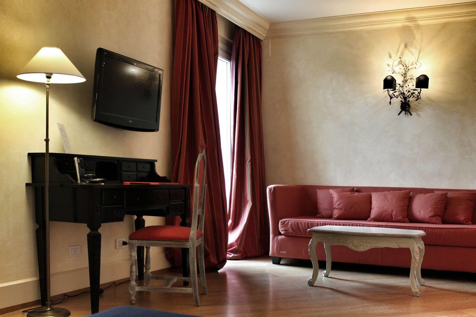 Siri Hotel Fano Extérieur photo