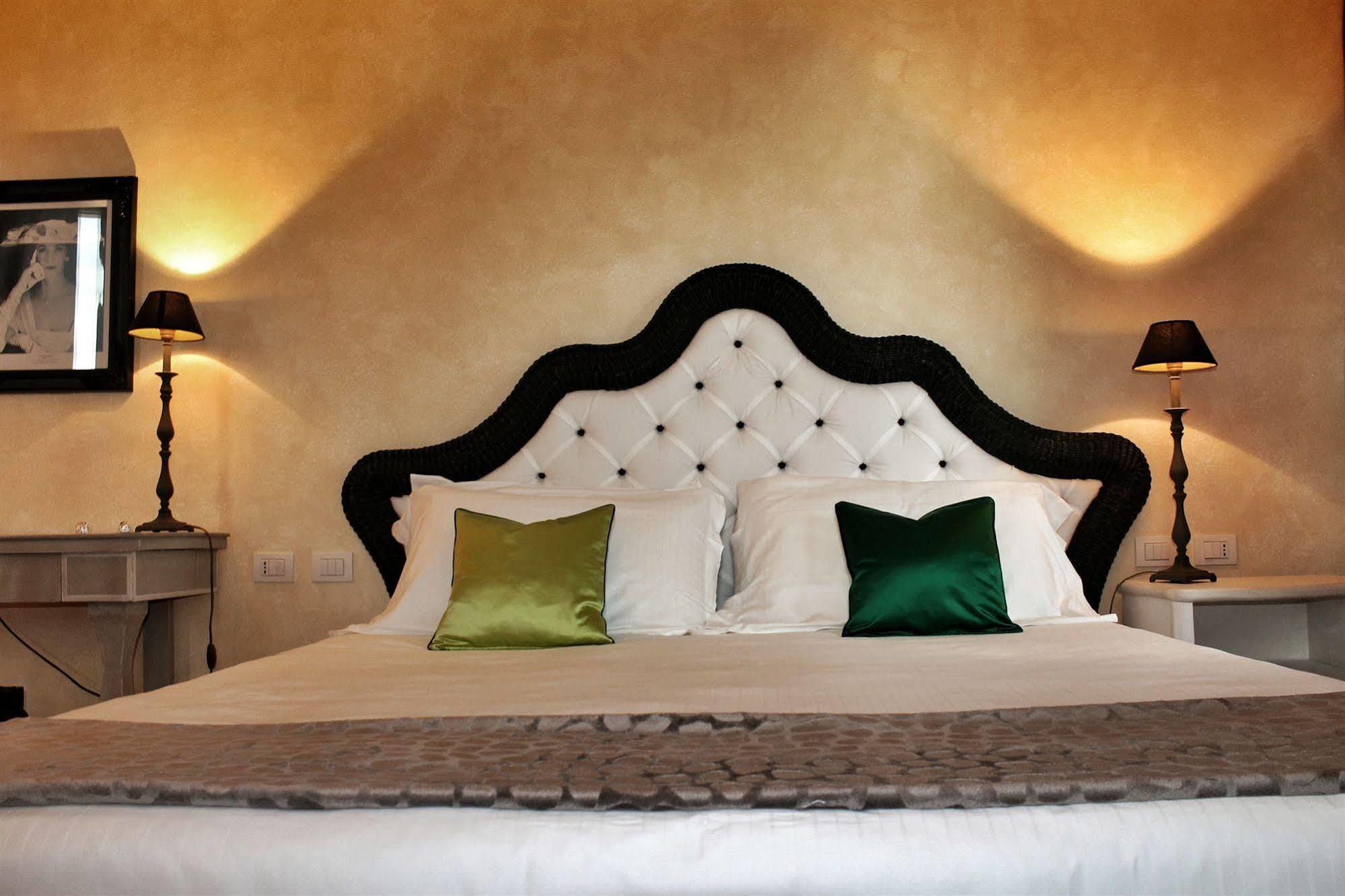 Siri Hotel Fano Extérieur photo