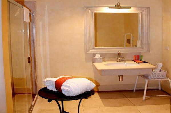 Siri Hotel Fano Extérieur photo